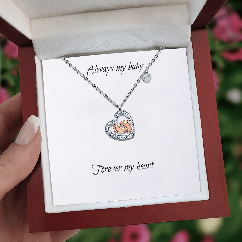 Baby Feet Heart Necklace – A Tribute to the Bond Between Mom & Baby