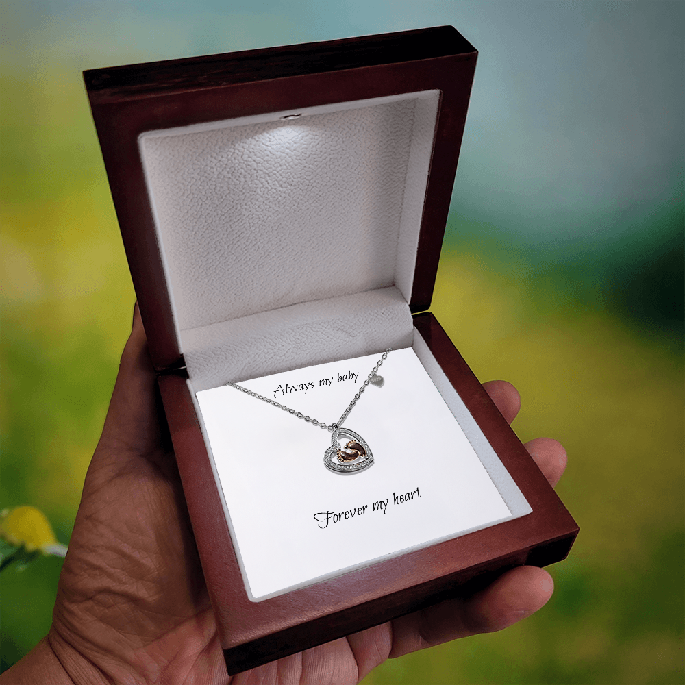 Baby Feet Heart Necklace – A Tribute to the Bond Between Mom & Baby
