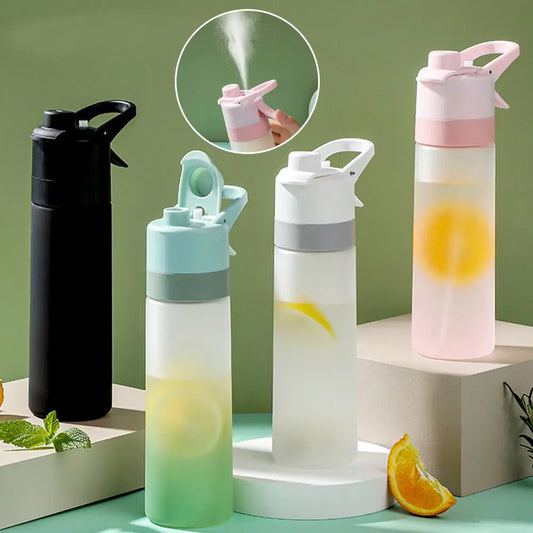 Large Spray Water Bottle – Portable Hydration for Gym & Outdoors